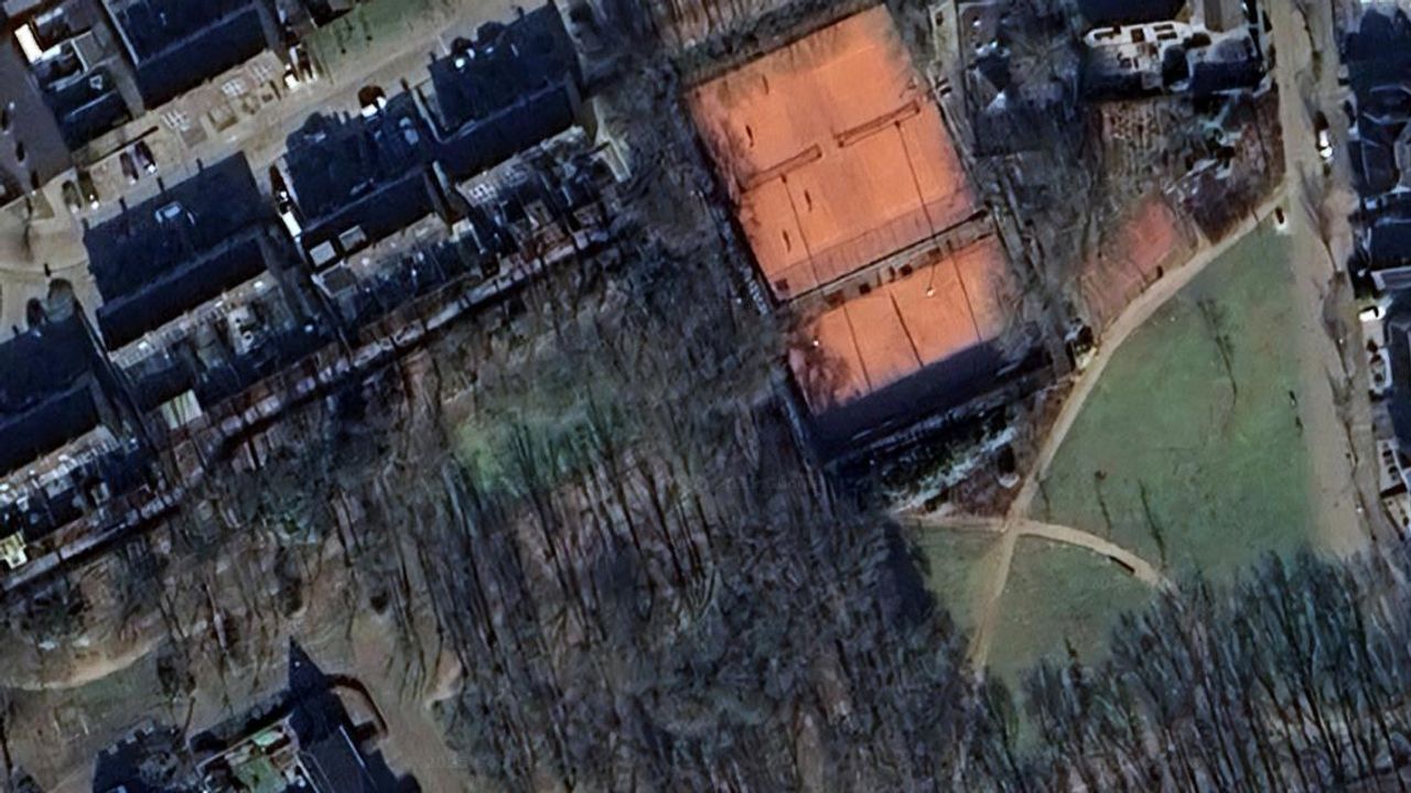 Het park in Lepelstraat waar de mishandeling zou zijn geweest (foto: Google Maps).