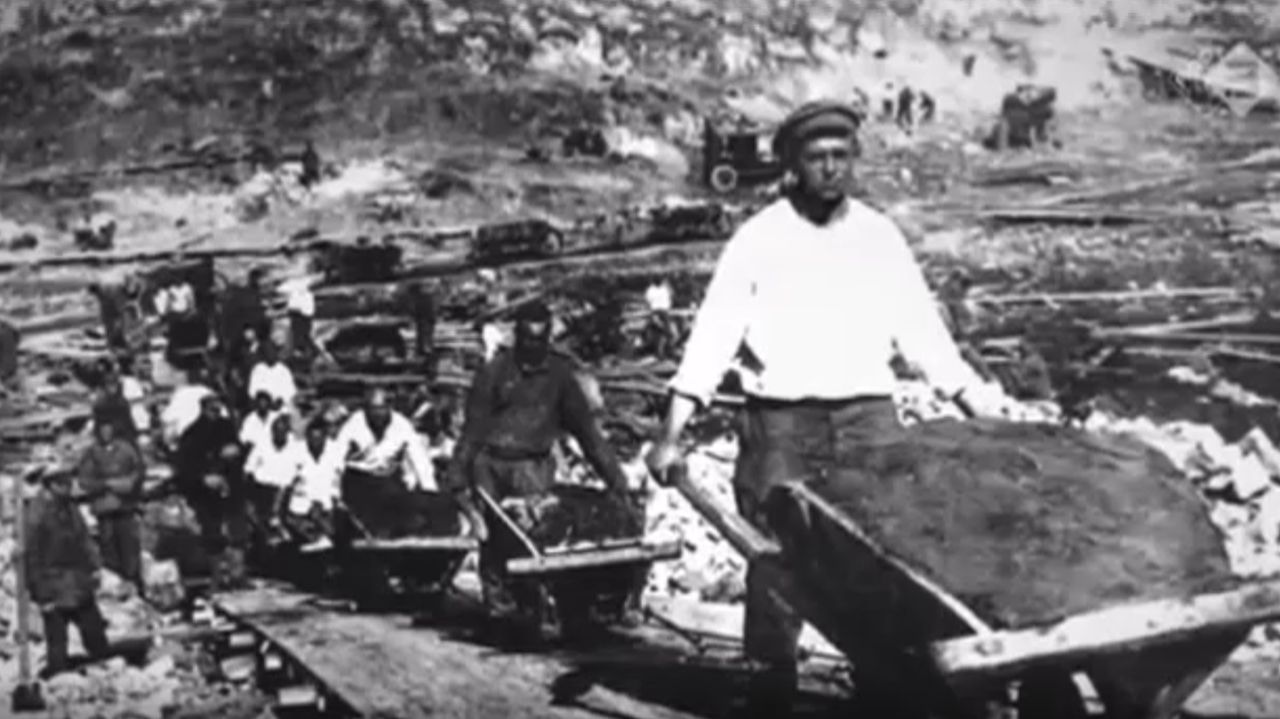 Dwangarbeid in de Rusland (Bron: Wikipedia)