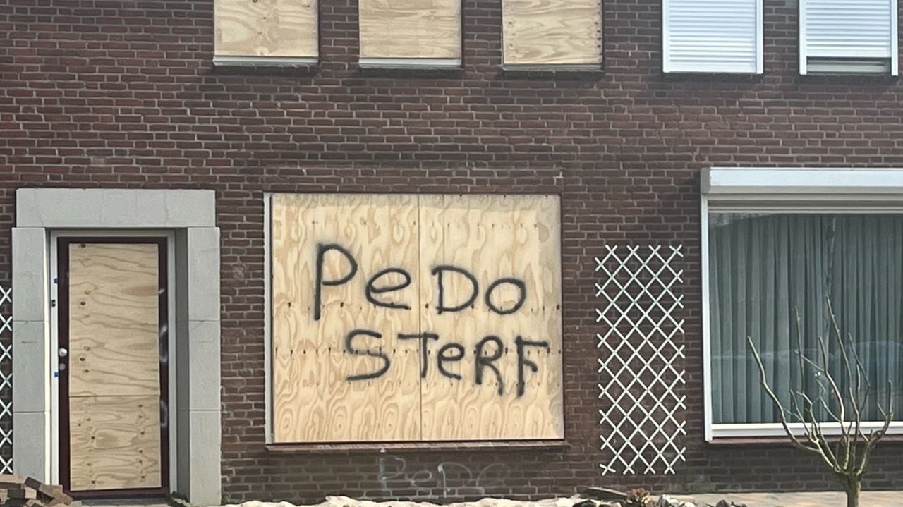 In maart werd ook het huis van een buurman beklad (foto: Carlijn Kösters).