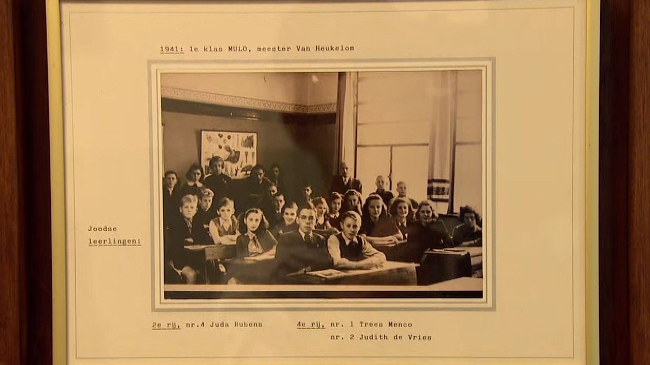 Klassenfoto met enkele Joodse kinderen (foto: L.W. Beekmanschool).