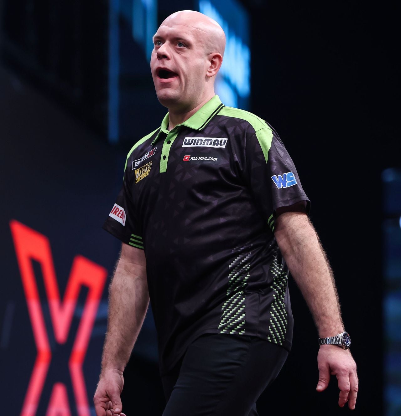Michael van Gerwen had donderdagavond moeite met uitgooien (foto: PDC).