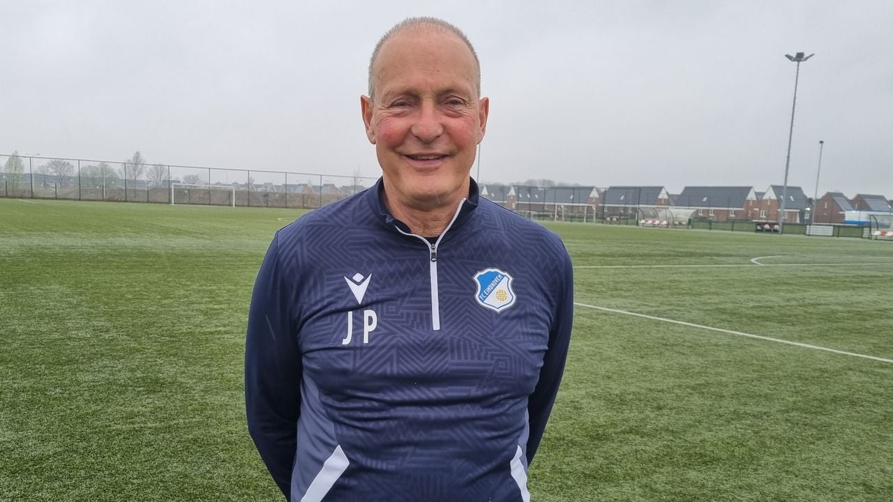 Jan Poortvliet, hoofdtrainer van FC Eindhoven (foto: Leon Voskamp).