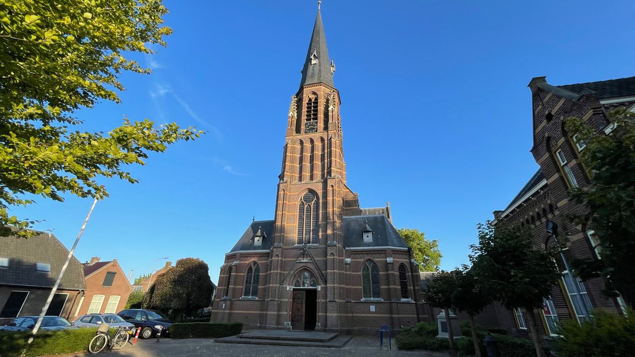 De Ceciliakerk in Berkel-Enschot (foto: Tom van den Oetelaar).