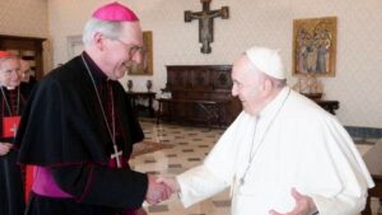 Bisschop De Korte op bezoek bij Paus Franciscus (foto: Bisdom Den Bosch)