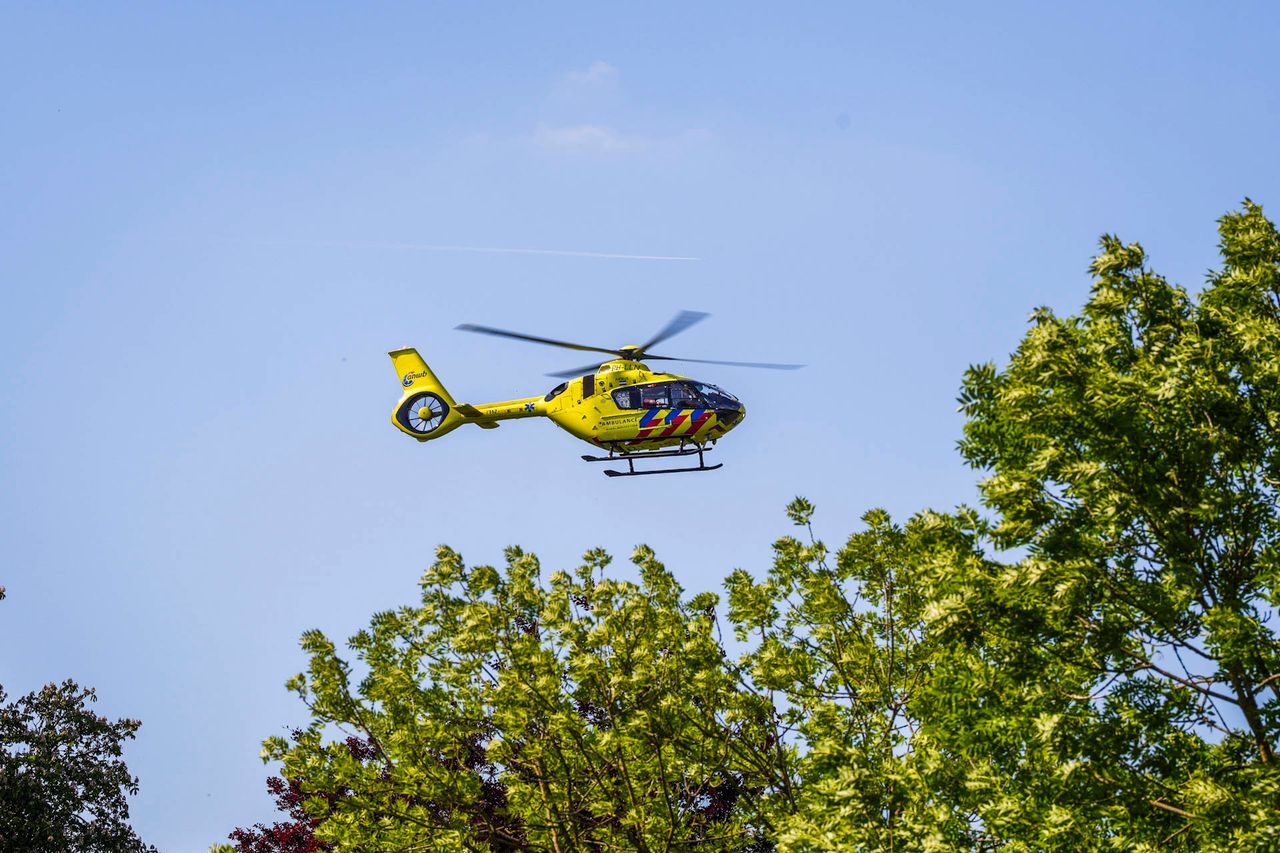 Er werd ook een traumahelikopter ingeschakeld (foto: Persbureau Heitink).