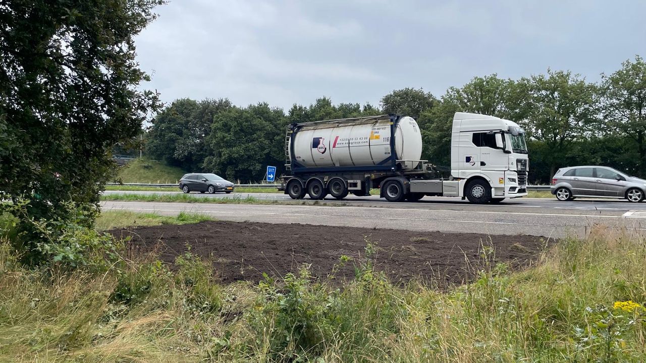 De plek van de vliegtuigcrash donderdagochtend (foto: Robert te Veele).