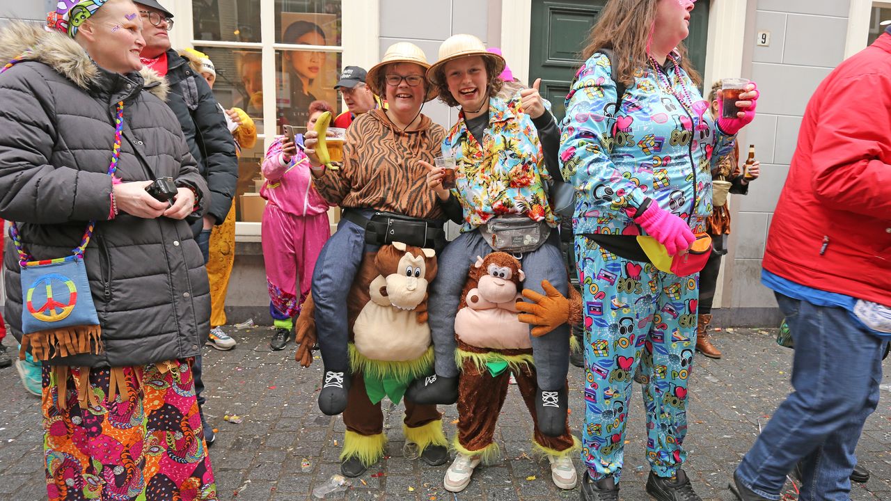 "Wij gaan op safari met onze aap." (Foto: Karin Kamp)