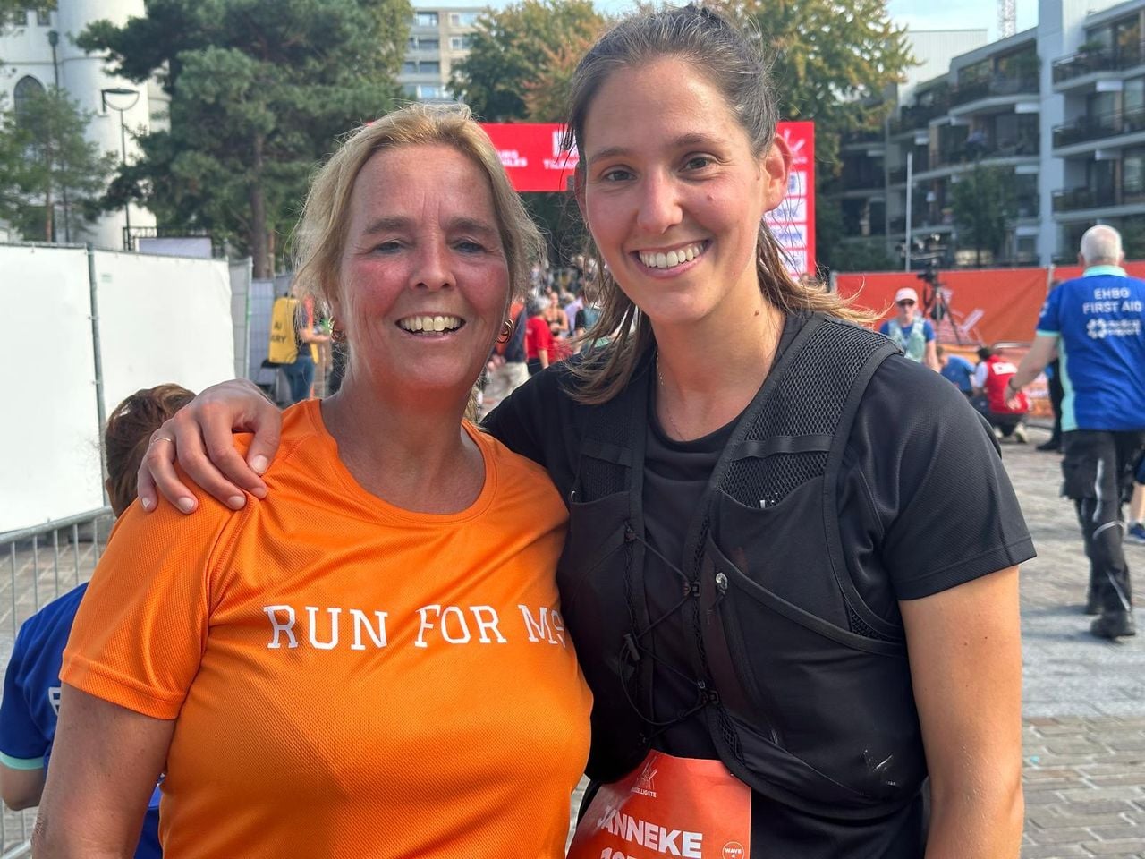 Inge Kuijstermans en haar dochter Janneke Driessen.