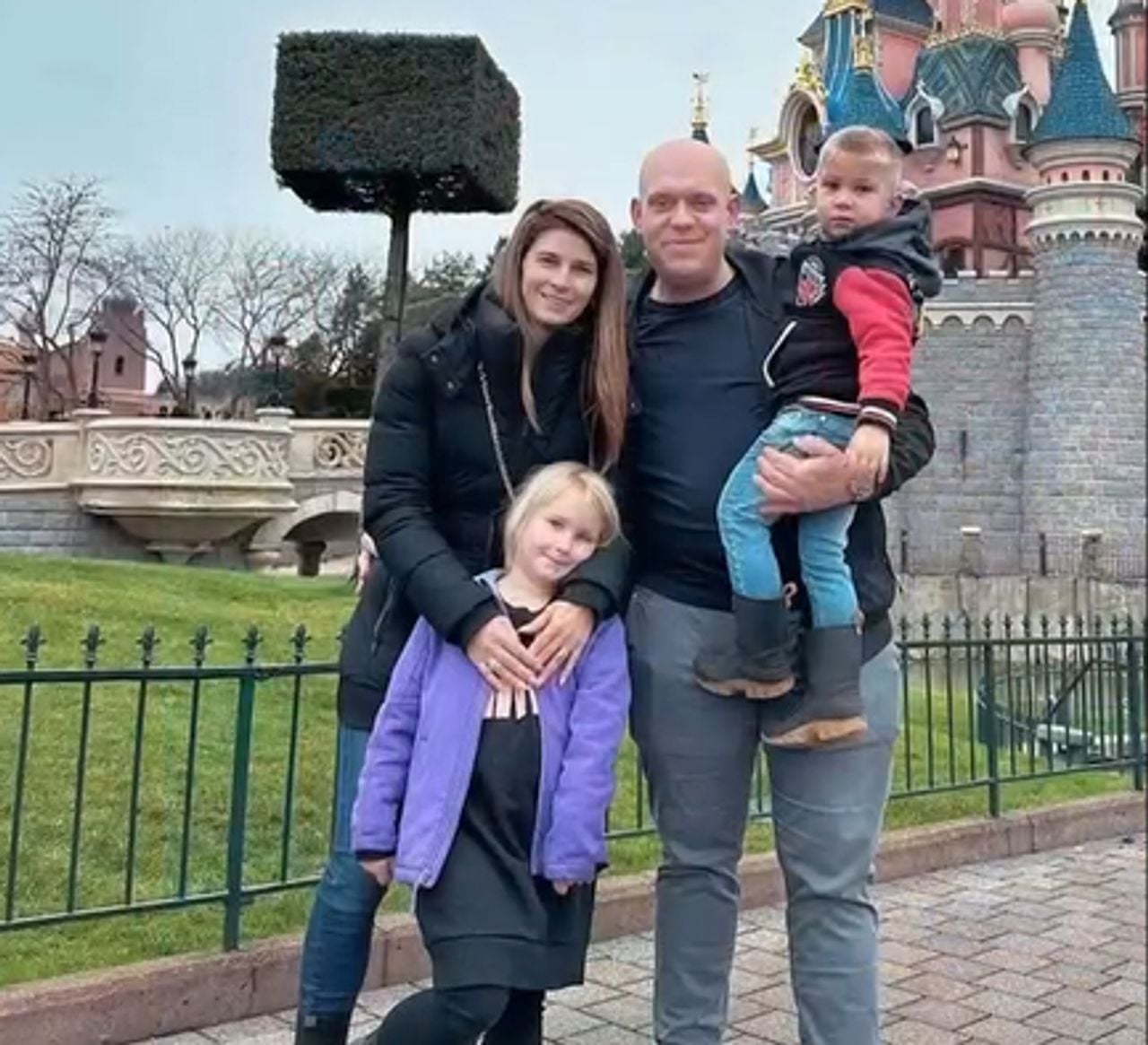 Michael van Gerwen en zijn gezin vóór de scheiding (foto: Instagram / Daphne Govers). 