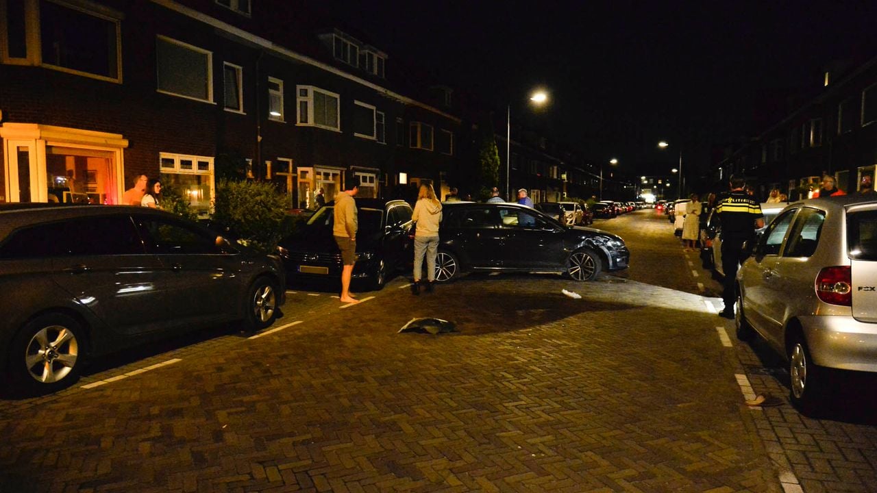 Buurtbewoners schrokken van de klappen die ze hoorden (foto: Perry Roovers/SQ Vision).