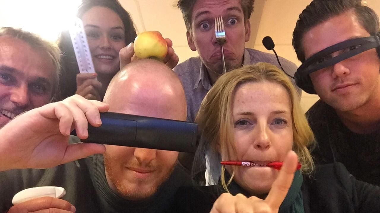 Al een jarenlange traditie: lol om een malle selfie van 'de redacteuren van dienst'