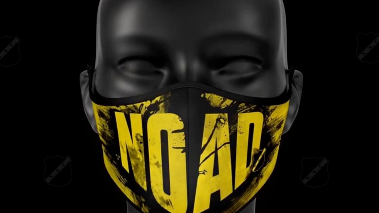 Eén van de mondkapjes die in de Bredase binnenstad worden verkocht.