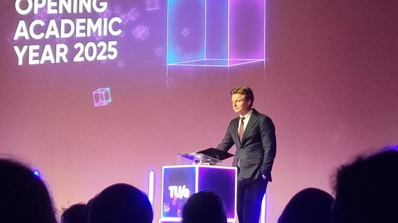 Minister Brekelmans bij de opening van het academisch jaar van de TU/e (Omroep Brabant)