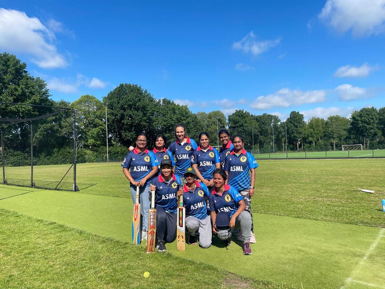 Een van de teams van de ASML Cricket Association in Eindhoven. 