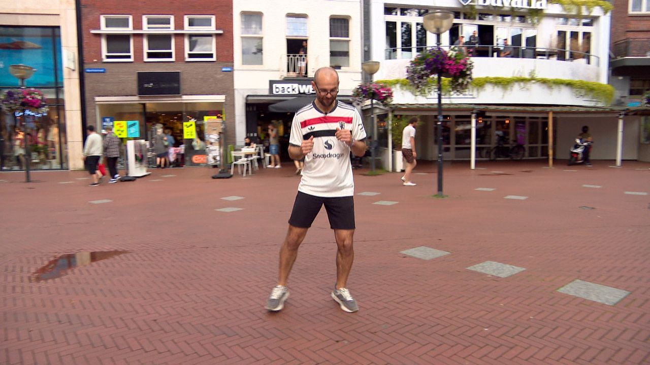 Jason oefent Linkt Rechts van Snollebollekes. 