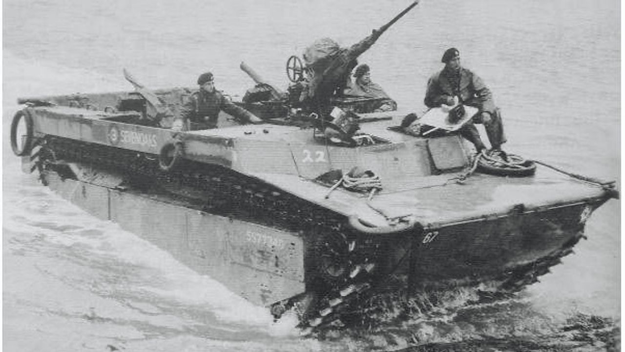 Een Buffalo zoals ze ook werden ingezet bij de Slag om de Schelde(foto: IWM)