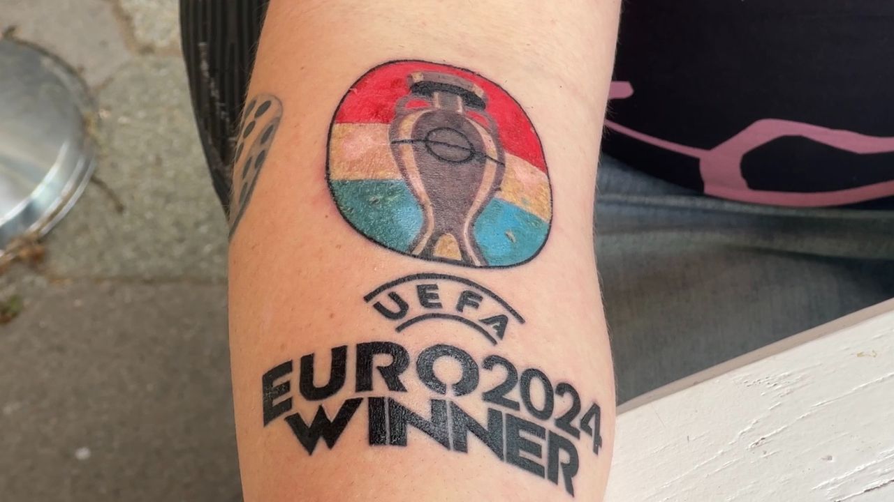 Bart had geen inspraak in het design en de grootte van de tattoo (foto: Carlijn Kösters).