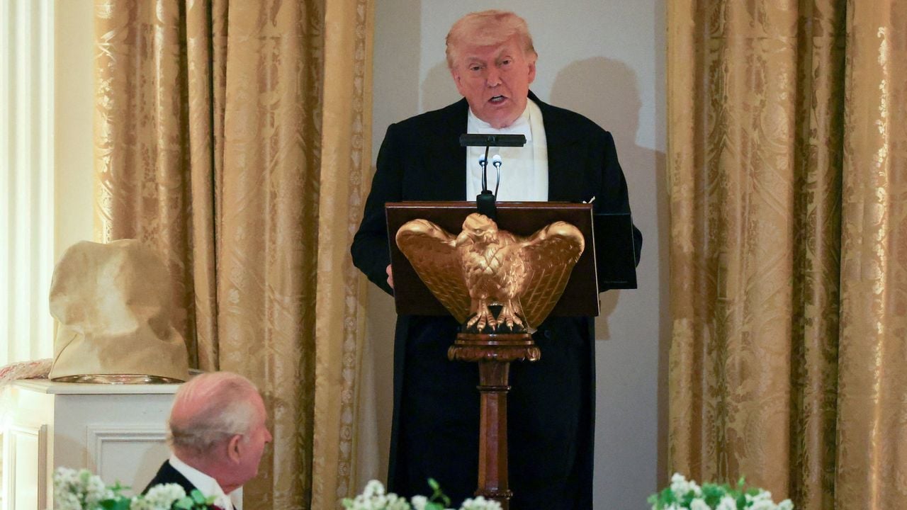 Op dit moment ontvangt Trump de Britse koning Charles en koningin Camilla, die op staatsbezoek in de VS zijn - Reuters