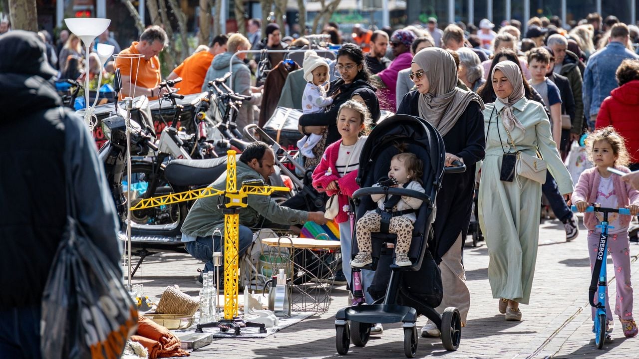 De vrijmarkt in Almere - ANP