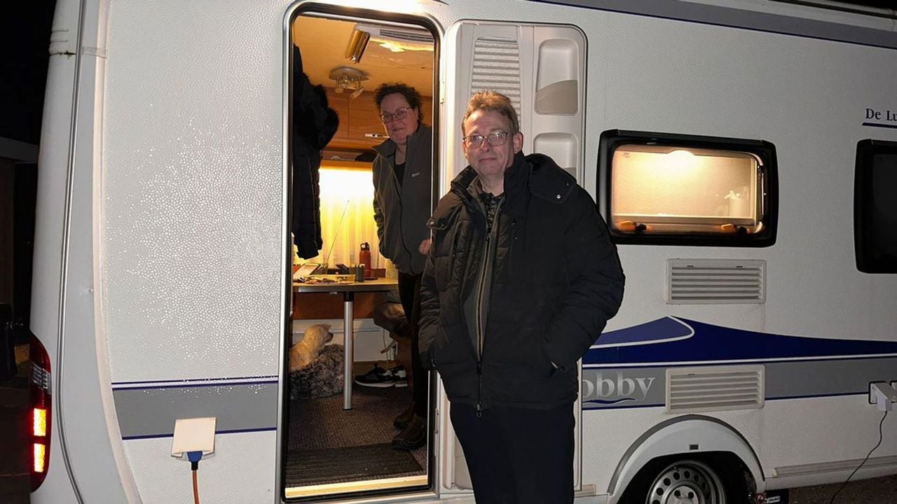 Marco-John van Leeuwen op de vuurwerkvrije camping in Nieuwvliet - Omroep Zeeland