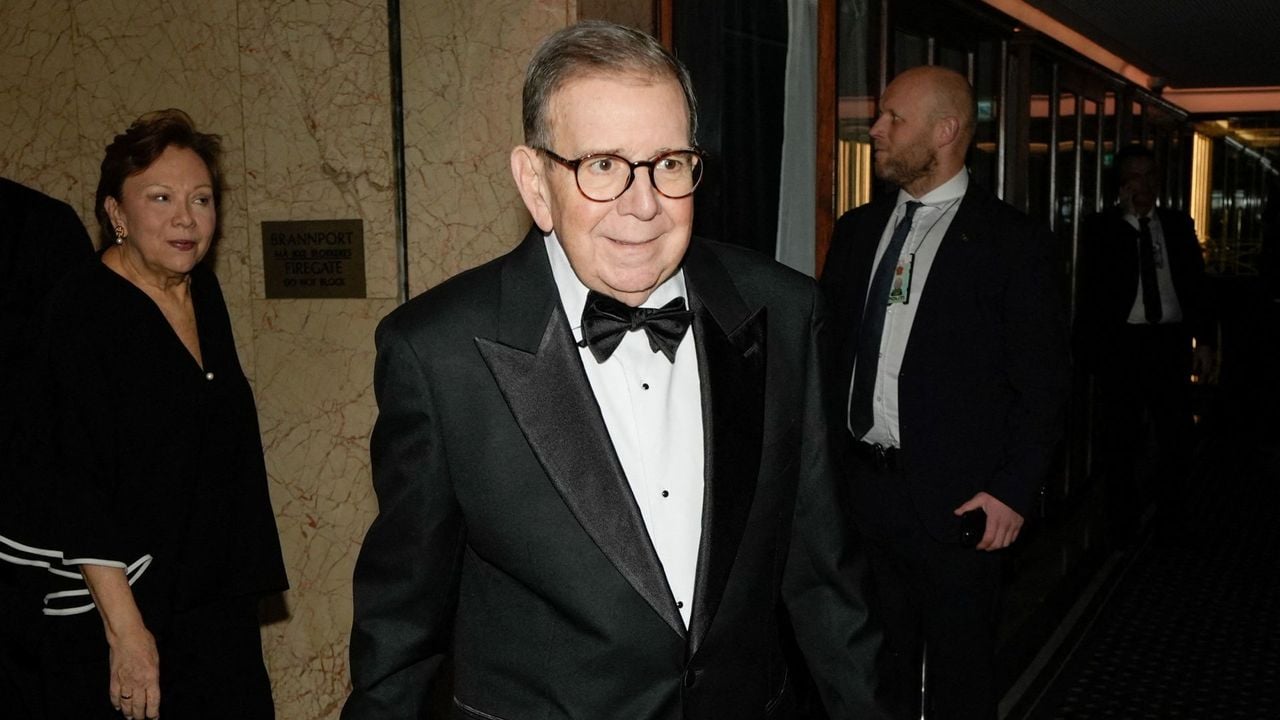 Edmundo Gonzáles Urrutia in Oslo bij de uitreiking van de Nobel-vredesprijs aan Machado - AFP