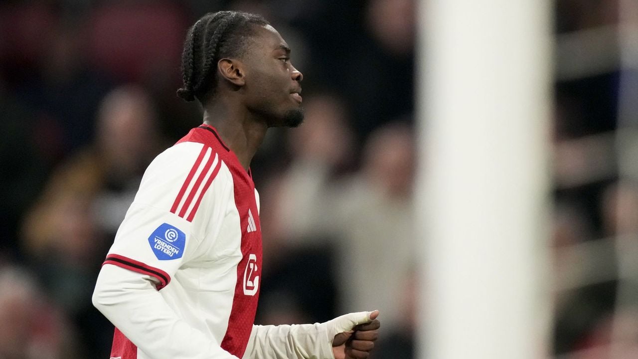 Jorthy Mokio maakte de 1-0 - Pro Shots