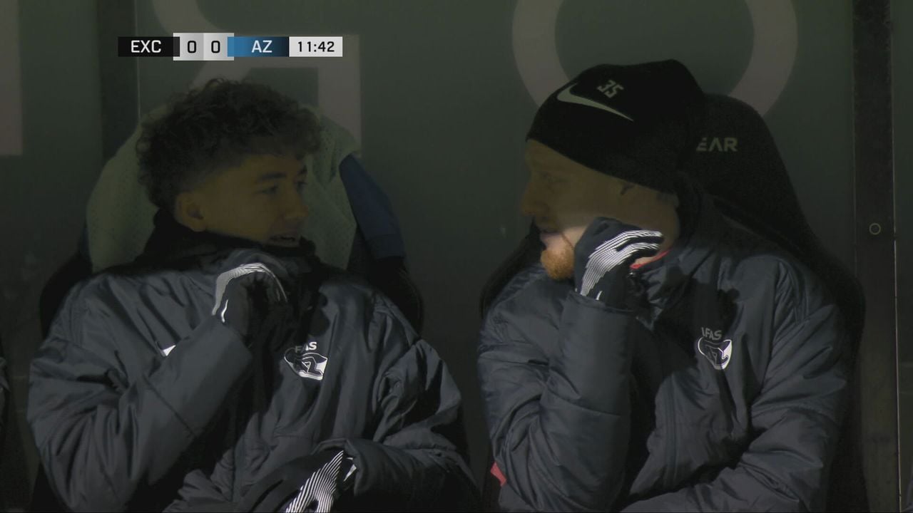 Een onderonsje tussen Sven Mijnans en Mexx Meerdink - NOS