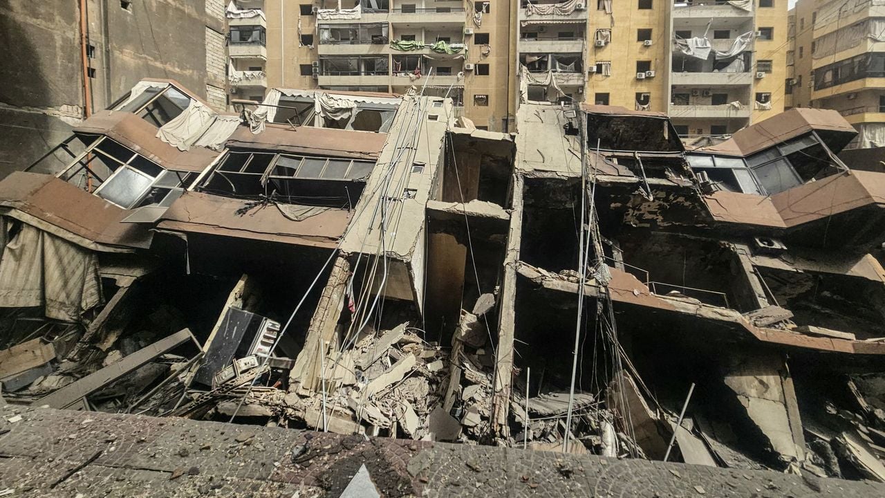 Bij een Israëlische aanval werd dit complex in Zuid-Beiroet getroffen - AFP