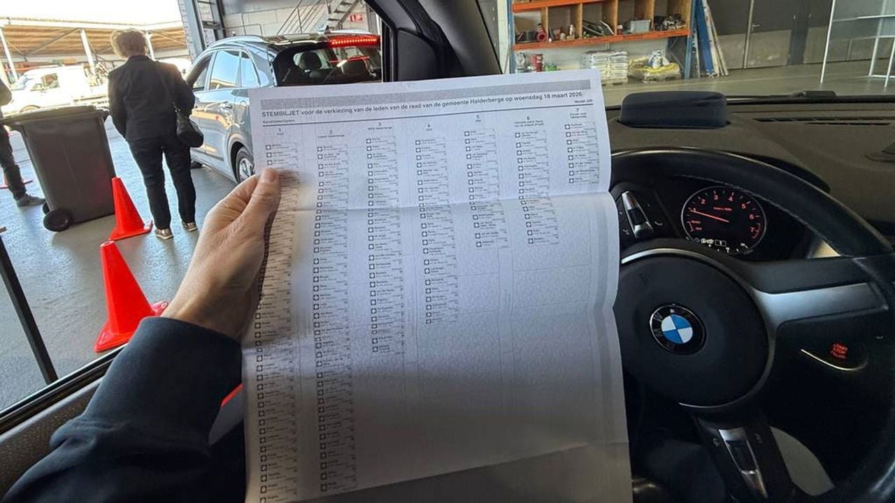 In het Brabantse Oudenbosch kan worden gestemd bij een drive-thru stembureau - Omroep Brabant