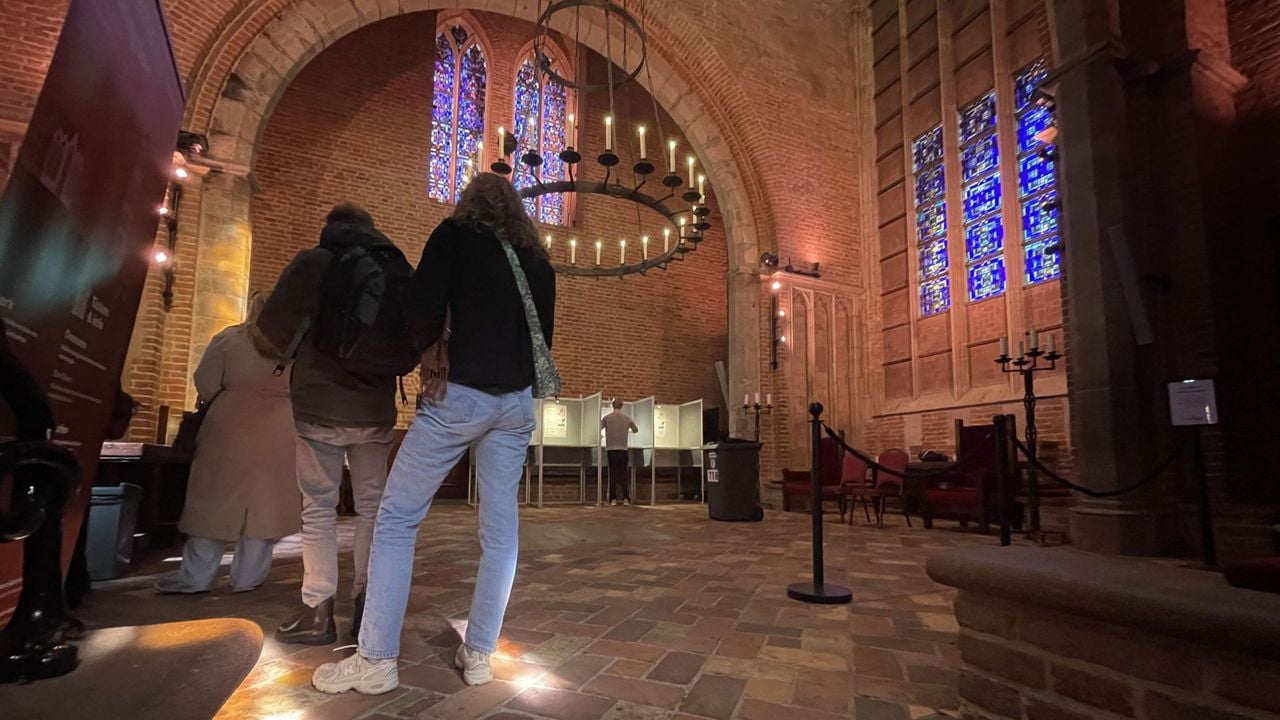 Stemmen in de Domtoren - NOS
