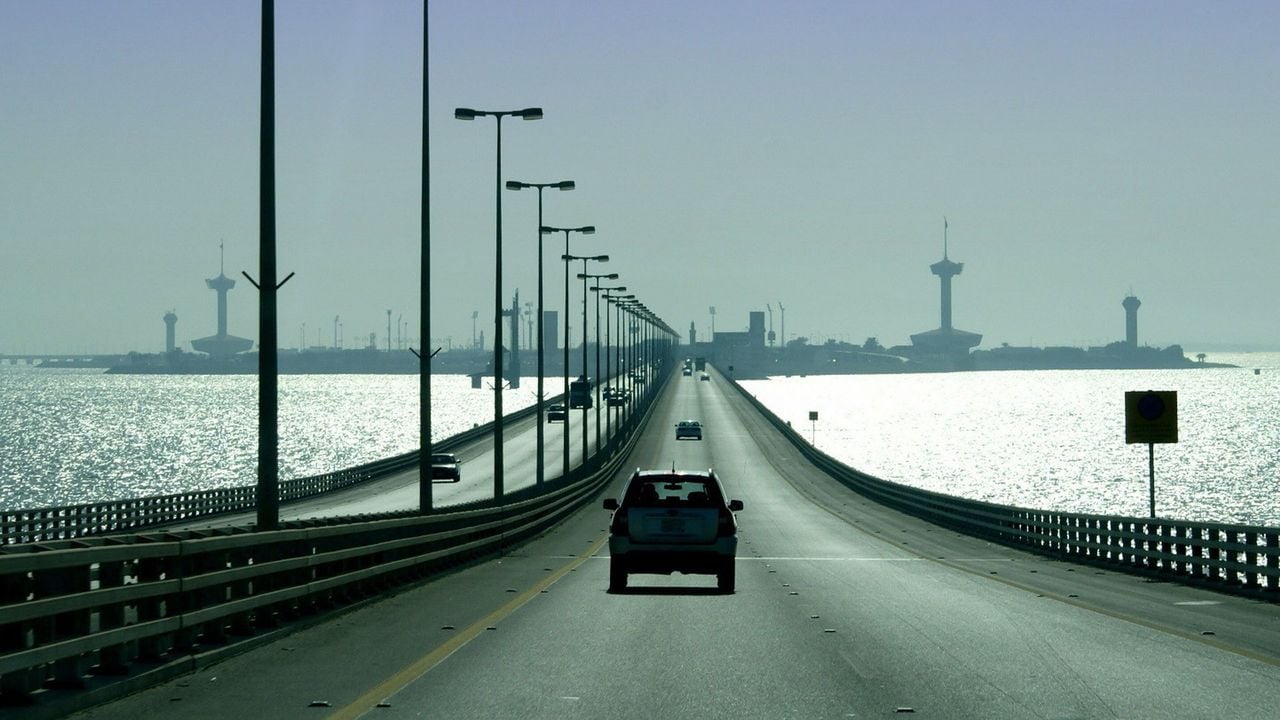 De Koning Fahd Causeway verbindt Bahrein met Saudi-Arabië - Creative Commons