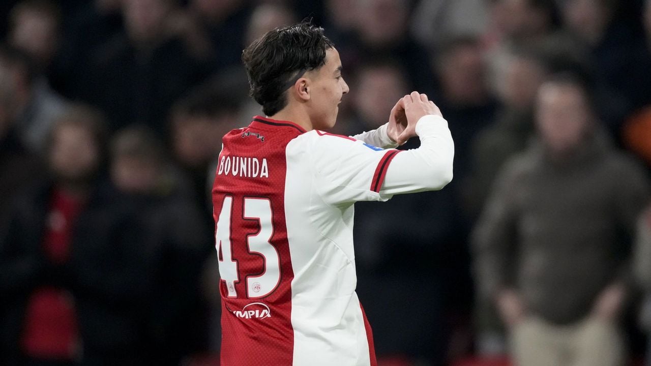 Rayane Bounida maakte de 2-0 - Pro Shots