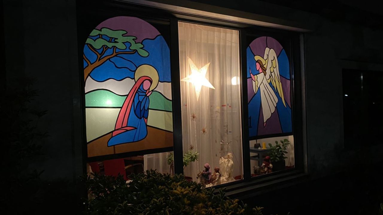 Initiatiefneemster Alida koos zelf voor een glas-in-loodthema.