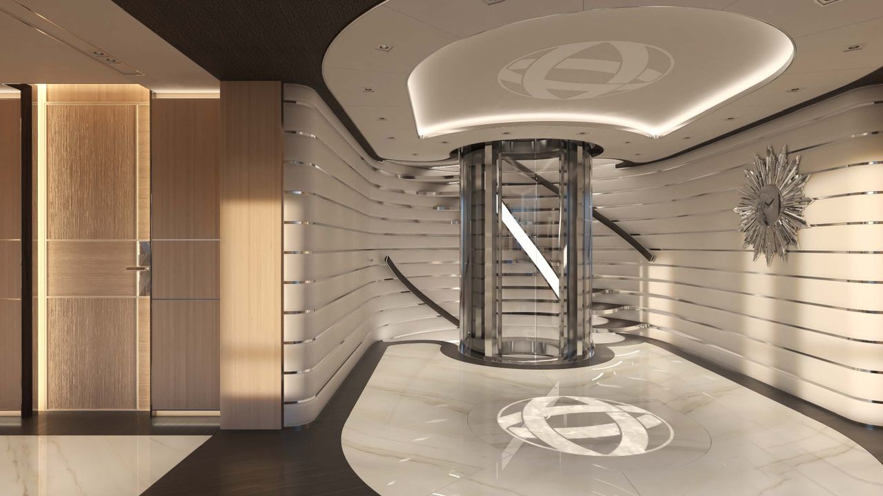 Er is een wenteltrap maar ook een lift (foto: Heesen Yachts).