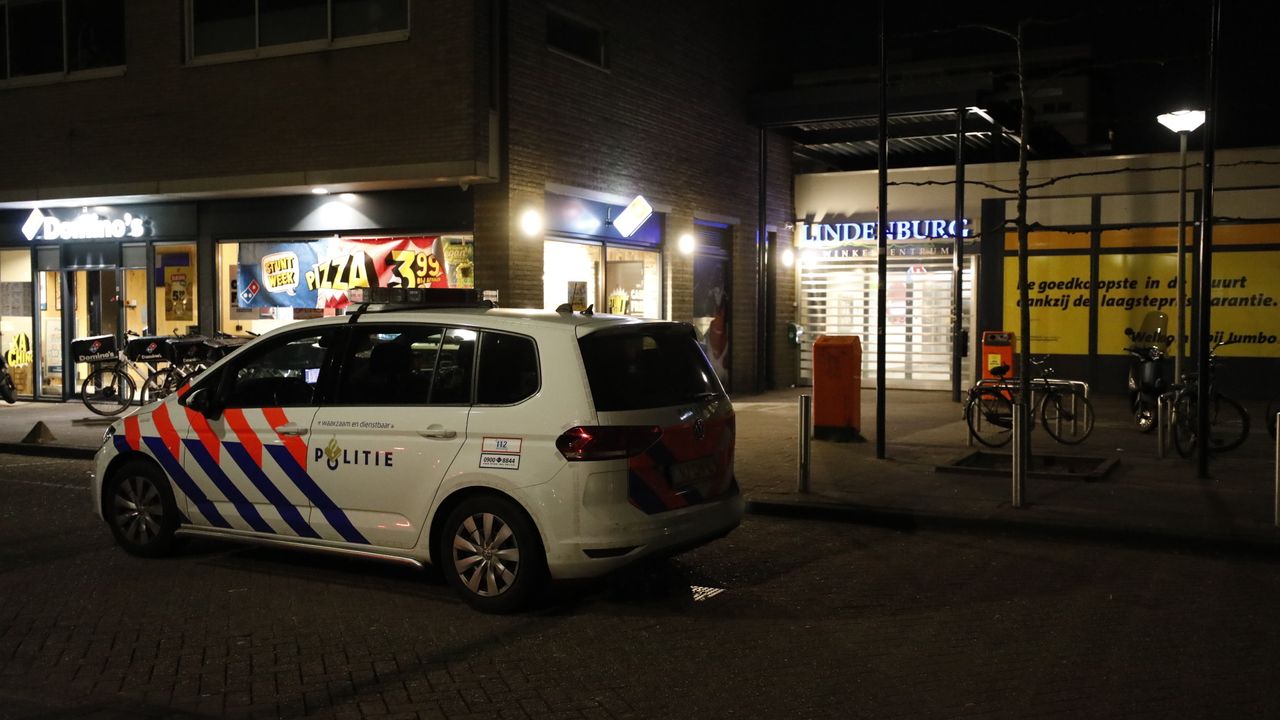 Bij de Jumbo-supermarkt was het ook raak (foto: Christian Traets/SQ Vision).