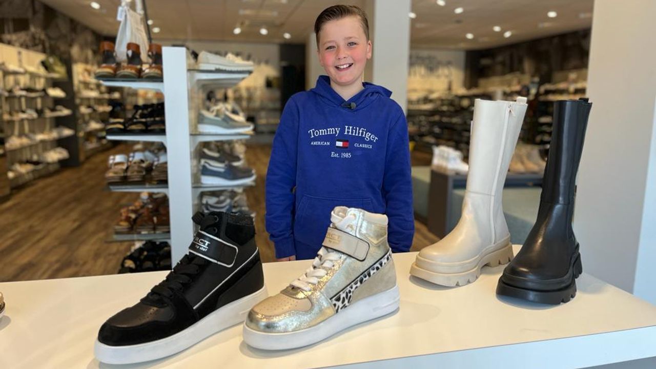 Stef met zijn vier exemplaren (foto: Rogier van Son)