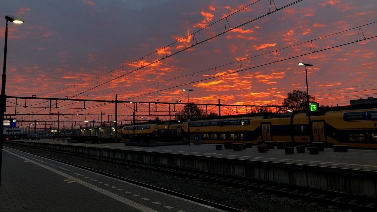 Rens geniet volop van de uitzichten die hij heeft tijdens zijn werk (foto: Rens Althuizen).