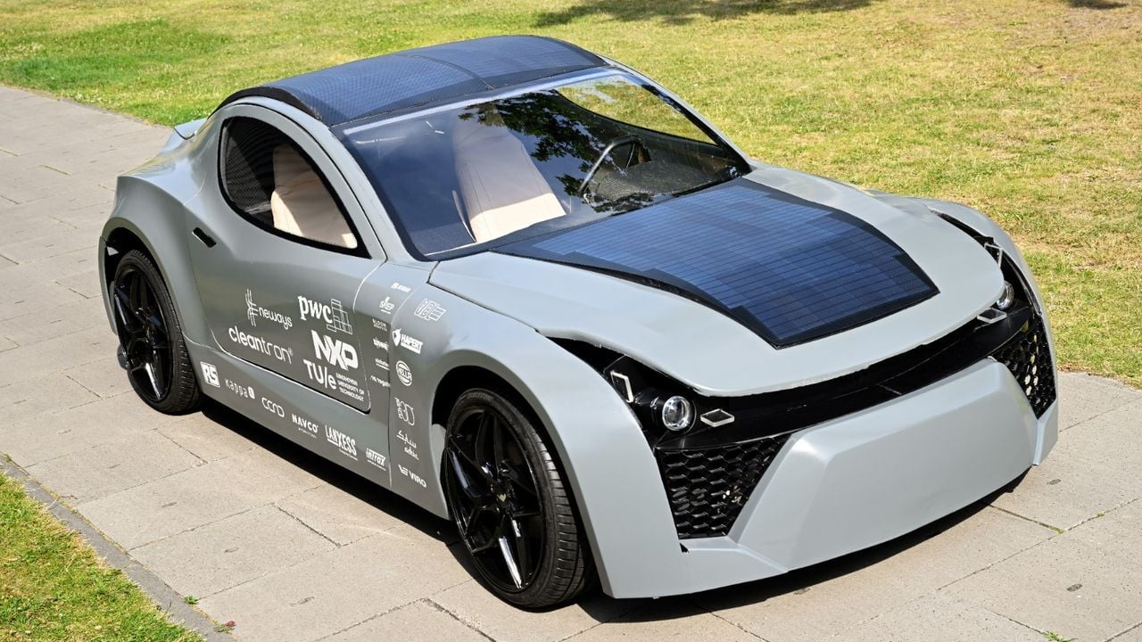 De auto waarin de vinding van de studenten verwerkt is. 