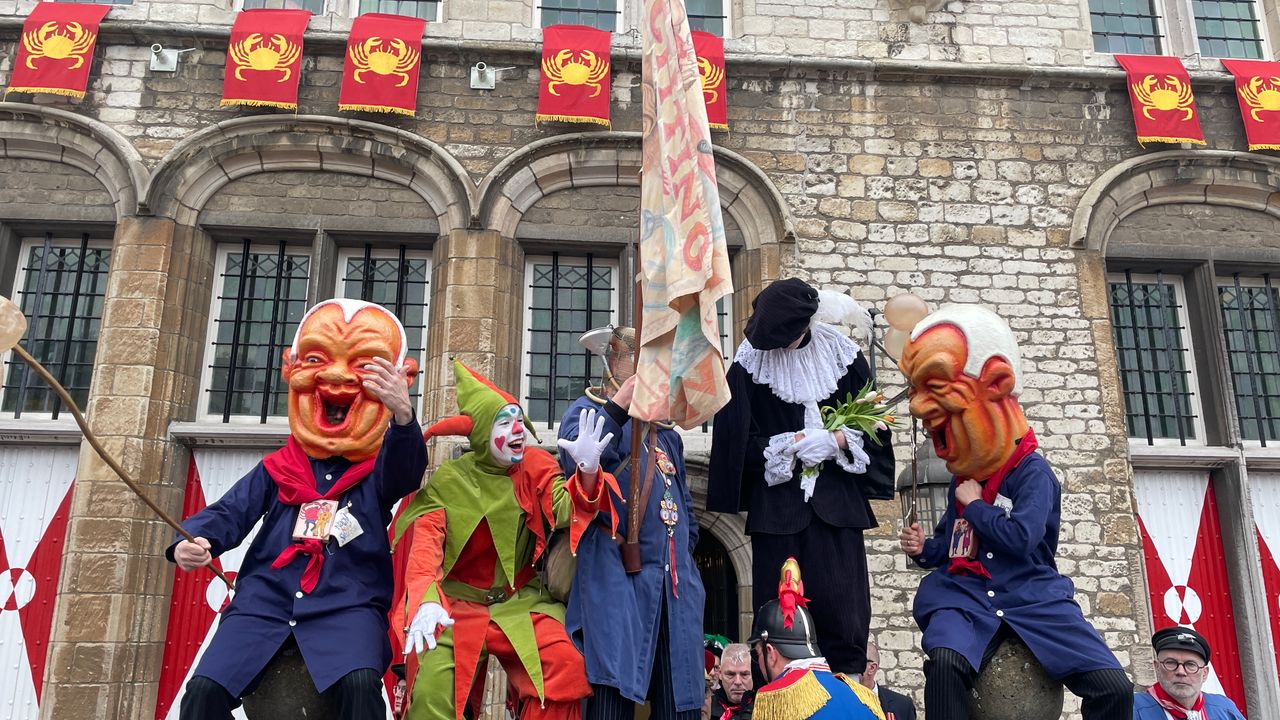 Veel maskers in Krabbegat