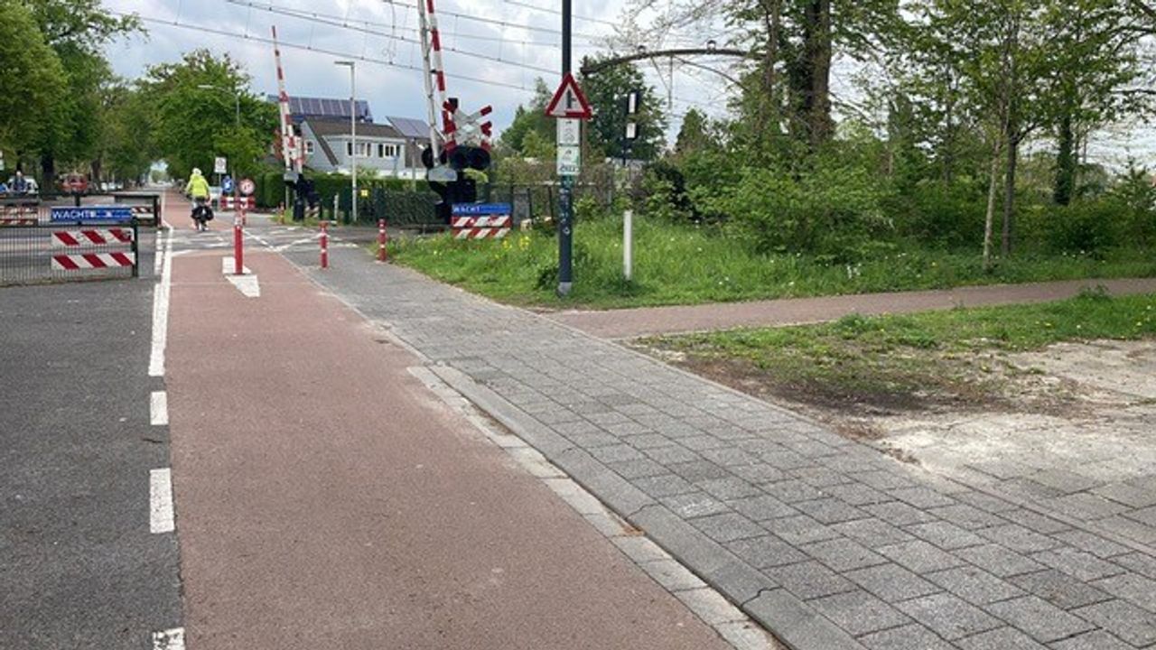 De straat waar de ring is gevonden. 