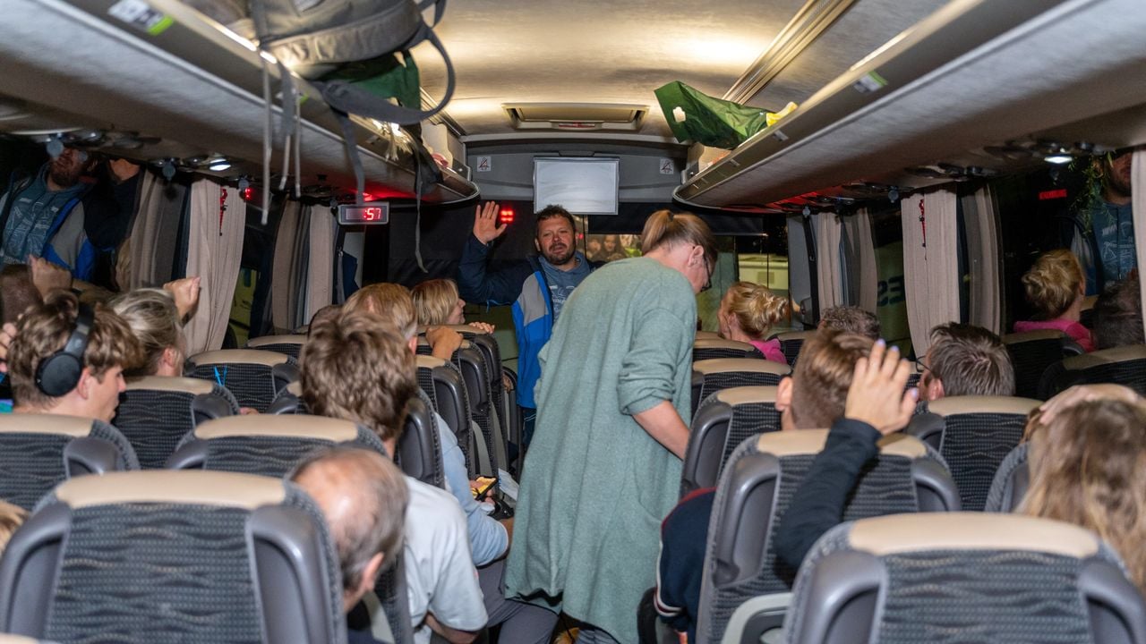 De bus met de vakantiegangers vertrok zondagavond vanuit Slovenië (foto: ANP).