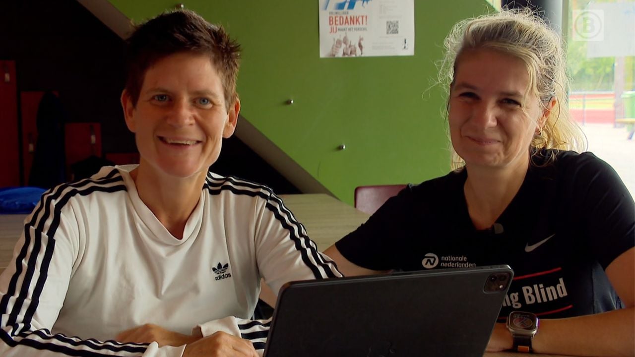 Cindy (links) met Brigitte de Laat van Running Blind.