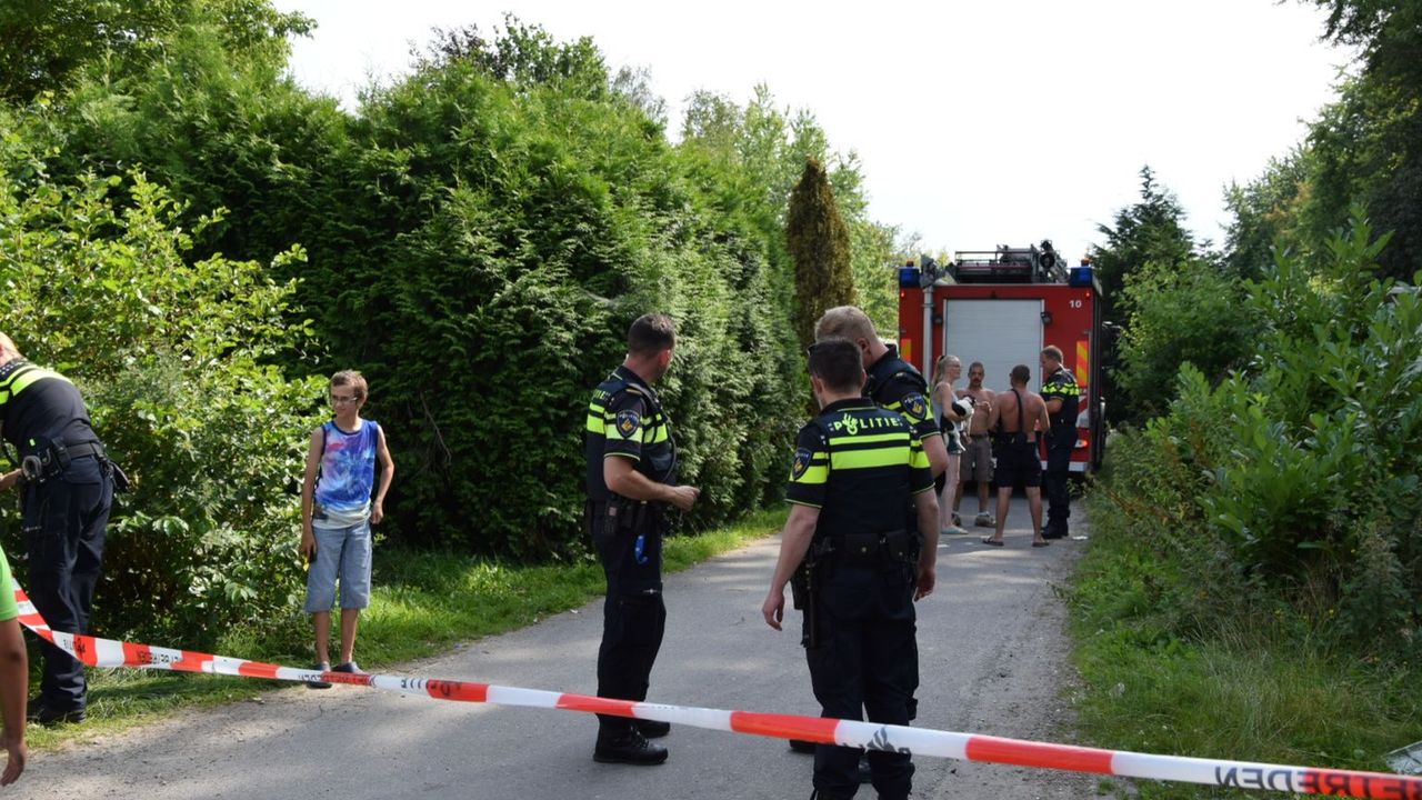 De campingbewoners haalden de vrouw uit een brandende caravan