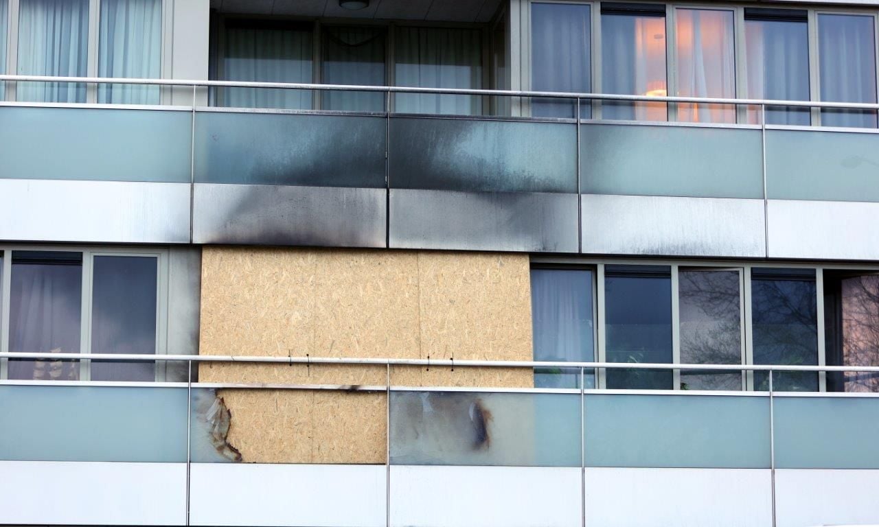 De brandschade is goed zichtbaar (foto: Bart Meesters/SQ Vision).
