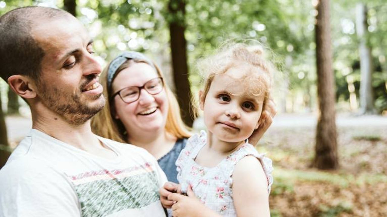 Björn met vrouw en dochter (eigen foto).