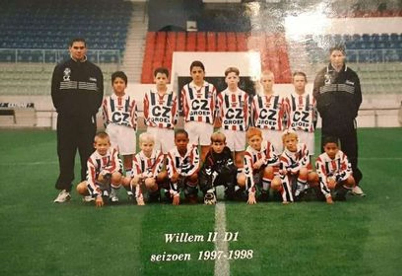 Mark (links) met zijn team.