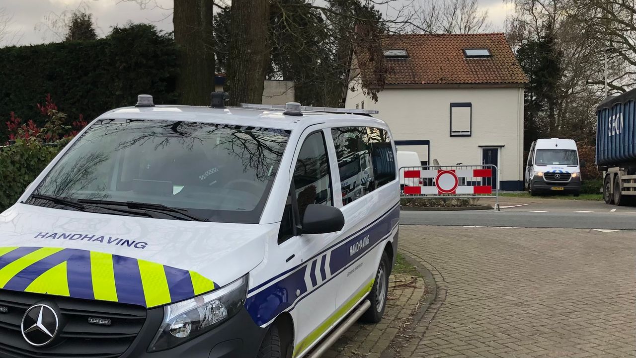 De gemeente sloot het pand op de dag van de ontdekking (foto: Willem-Jan Joachems)