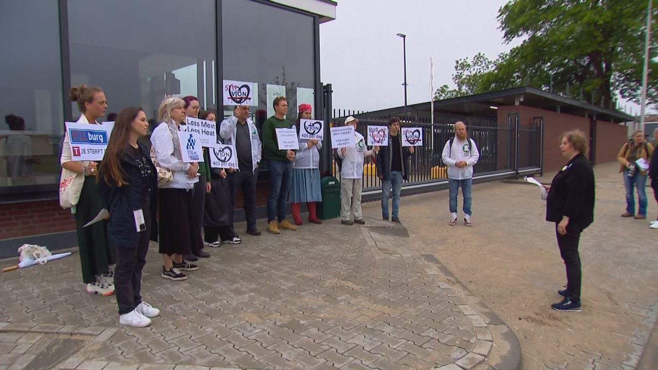Het protest bij Vion zaterdagmiddag.