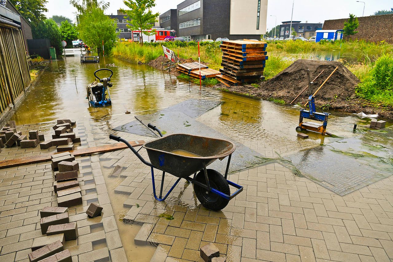 Wateroverlast in Veldhoven (foto: Rico Vogels / SQ Vision).