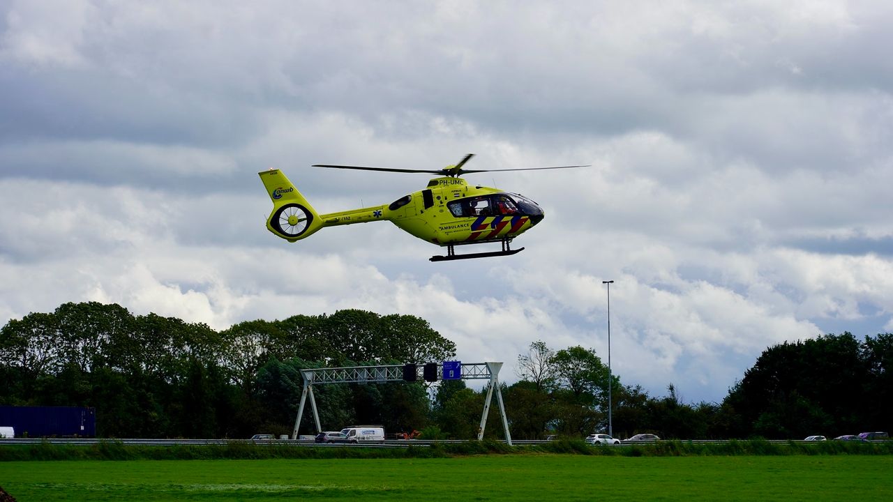 Een traumahelikopter werd opgeroepen (foto: Jeroen Stuve/SQ Vision).